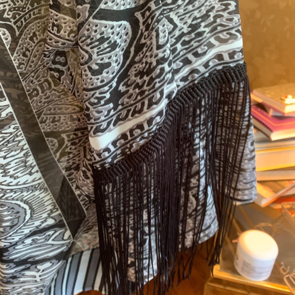 Chicos fringed arm blouse. Never worn‎ - Picture 6 of 6